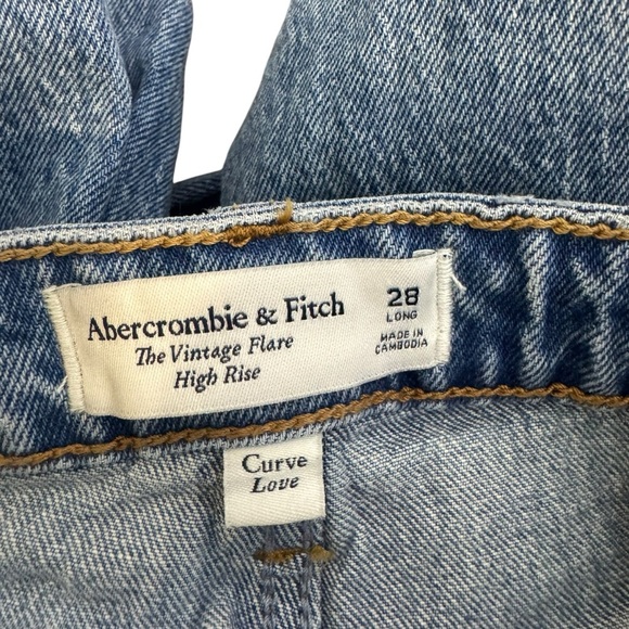 Abercrombie - The High Rise Vintage Curve Love Flare Jean Sz 28 L - Picture 7 of 8